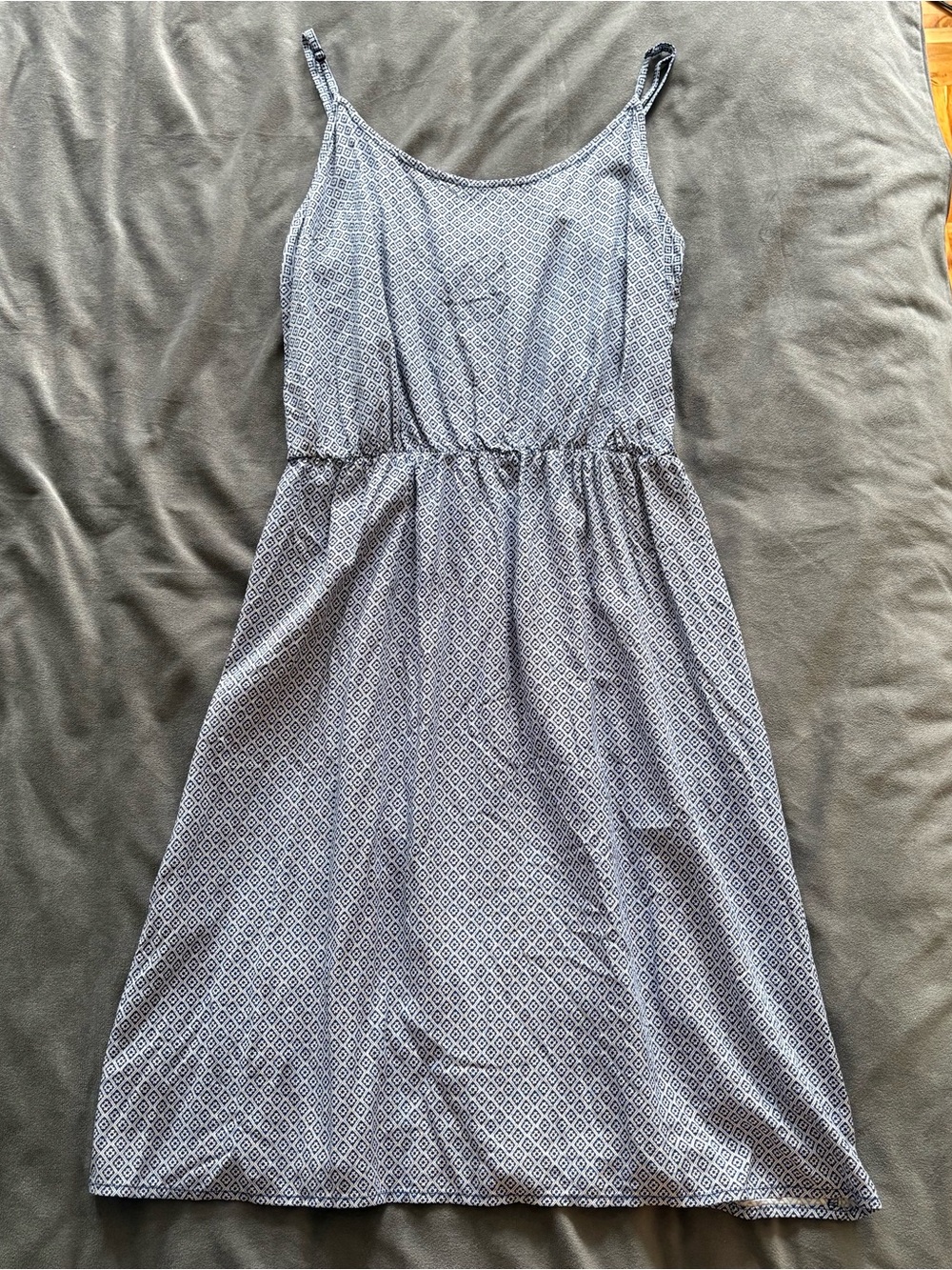 Old Navy Blue and White Diamond Print Dress